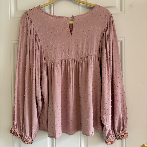 Solitaire Bohemian Floral Embroidered Top, Size Large - Picture 4 of 12
